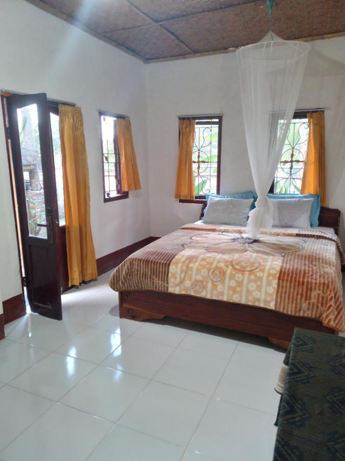 Kembang Kuning Cottages Tetebatu Extérieur photo