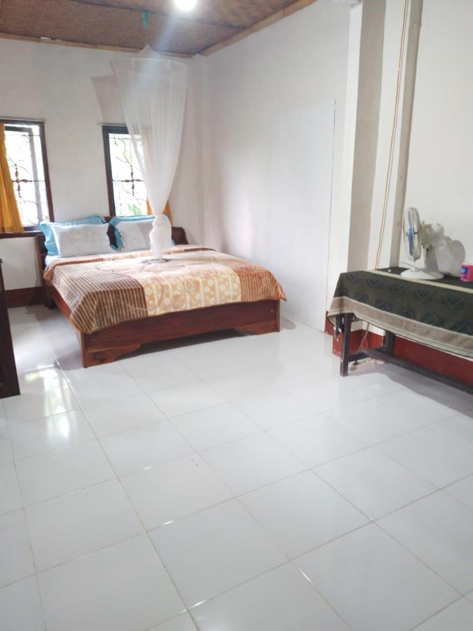 Kembang Kuning Cottages Tetebatu Chambre photo