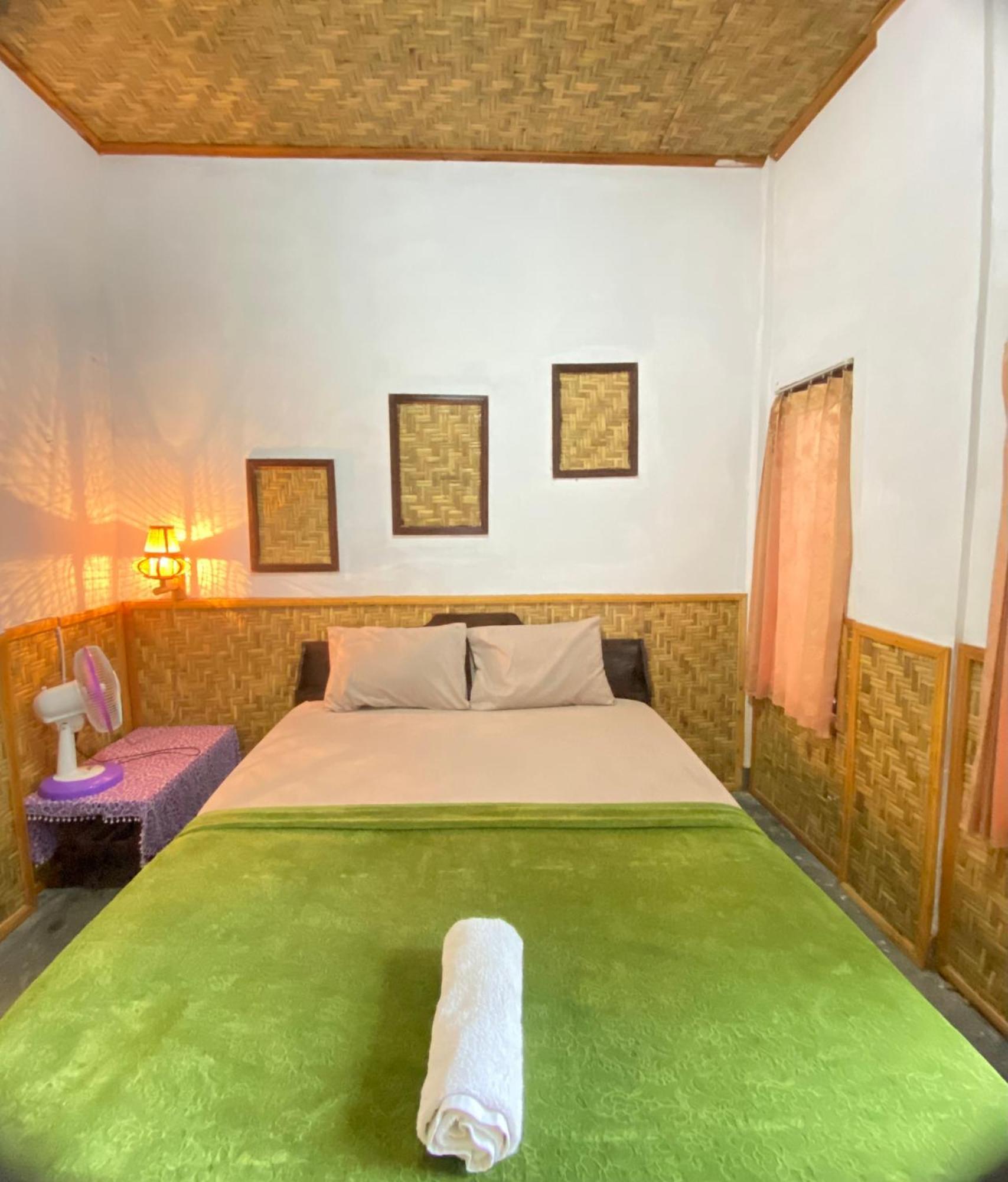 Kembang Kuning Cottages Tetebatu Extérieur photo
